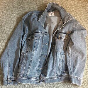 Hollister Jean Jacket Small